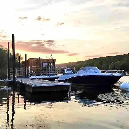 Botel Reve Sur L'eau *