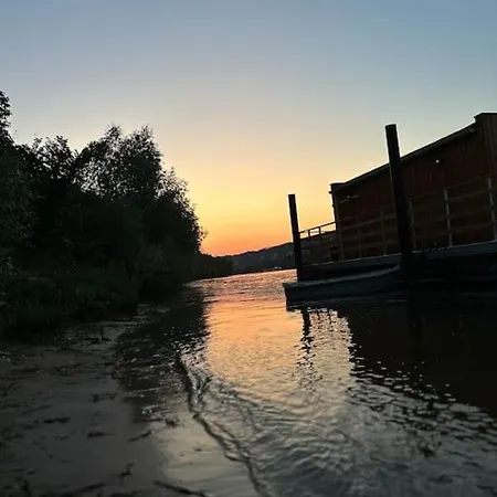 Botel Reve Sur L'eau